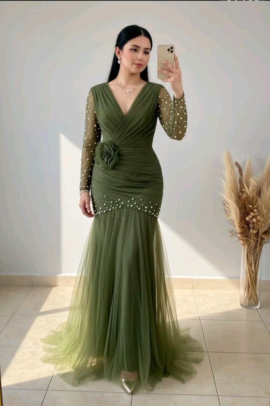 Vestido Verde Oliva Mangas Tul Perlas Rosa 3D Falda Tul cod.V0025