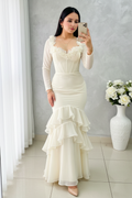 Vestido Blanco Marfil Manga Larga Corset con Volantes en Cascada cod.V537