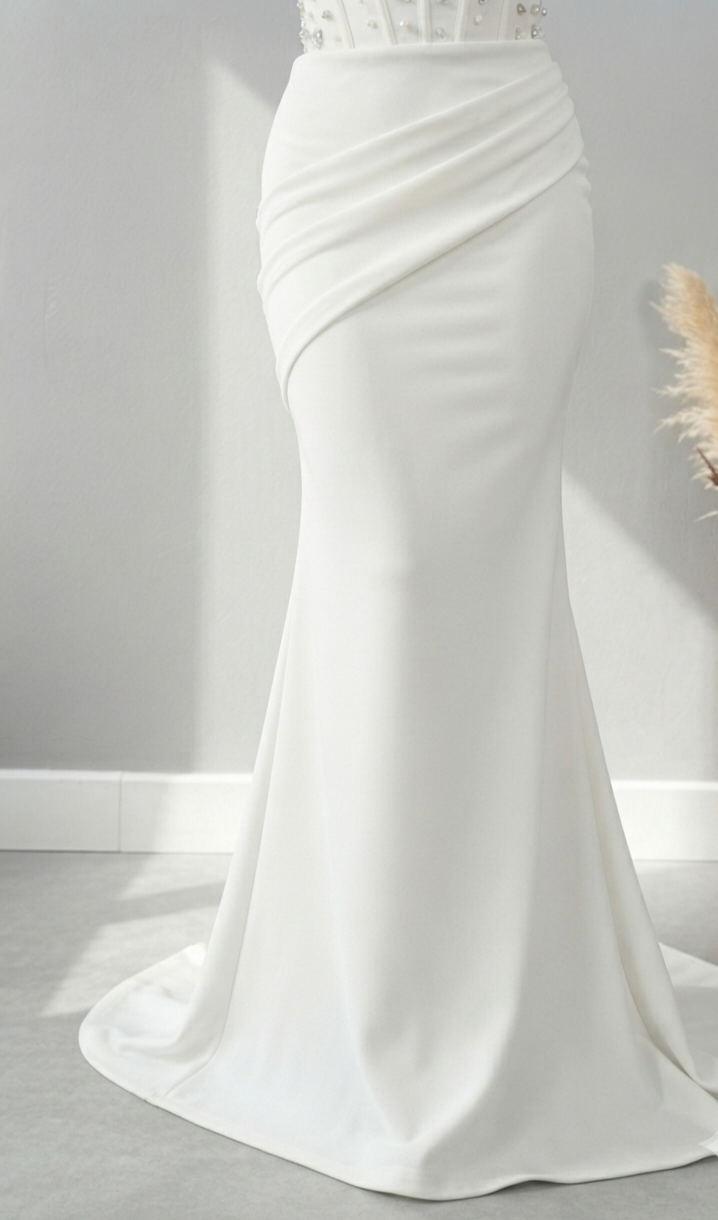 Vestido Novia Blanco Sirena con Corset de Perlas y Lazo