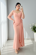 Vestido Sirena Rosa Palo — Escote Corazón, Botones Dorados, Manga Tul & Rosa 3D Cintura cod.887
