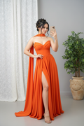 Vestido Naranja Terracota Strapless con Tira al Cuello y Abertura Alta cod.0076