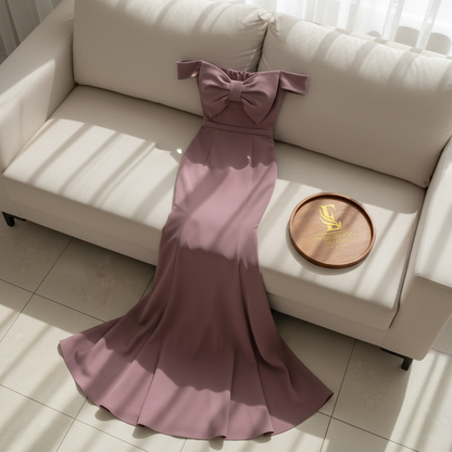 Vestido Sirena Mauve Off-Shoulder con Lazo Estructurado y Cola cod.425