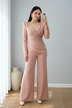 Enterizo blush rosa palo perlas escote cruzado pantalón wide leg C.1945