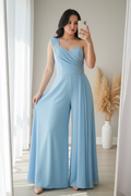 Enterizo Azul Cielo One-Shoulder Palazzo Drapeado Broche Cristales cod.00108