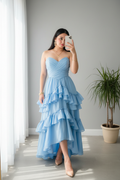 Vestido Azul Cielo Strapless Corset Drapeado Cruzado y Falda Volantes en Capas cod.770