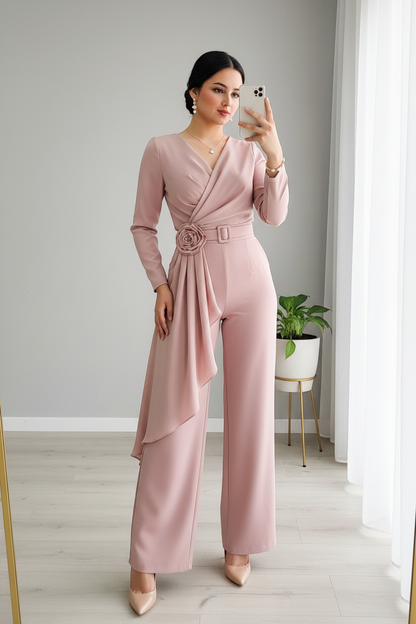 Jumpsuit Rosa Palo — Escote V, Rosa 3D & Caída Asimétrica cod.875