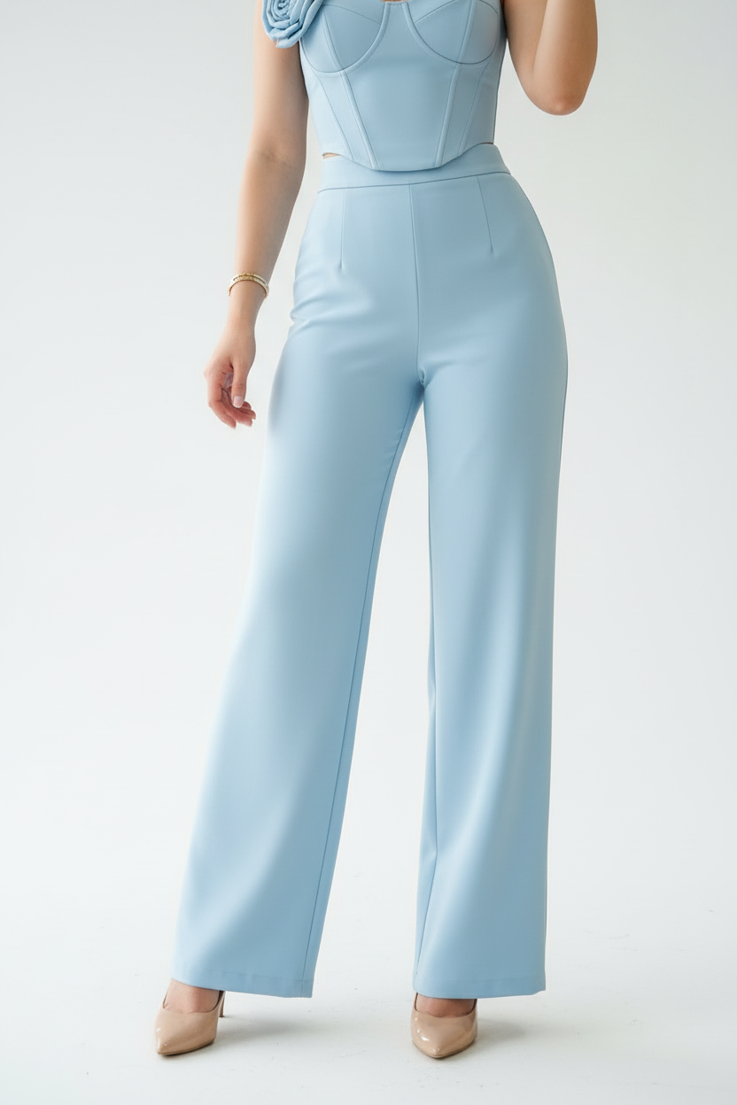 Conjunto Elegante Azul Celeste: Corsé con Rosa 3D + Pantalón Pierna Ancha - Sofisticado cod.343