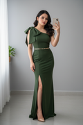 Vestido Verde Militar Un Hombro con Moño y Cinturón Dorado cod.728