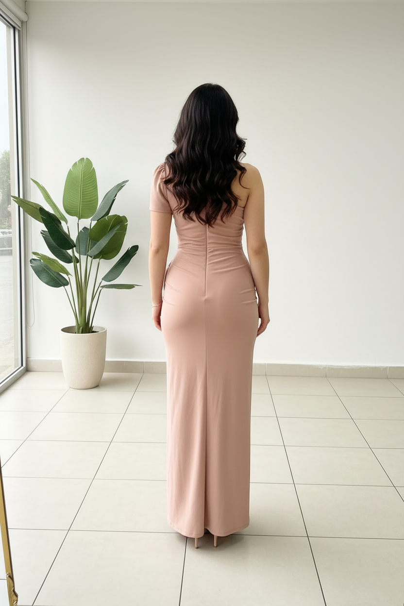 Vestido Largo Rosa Palo Un Hombro con Rosa 3D y Abertura Lateral cod.467