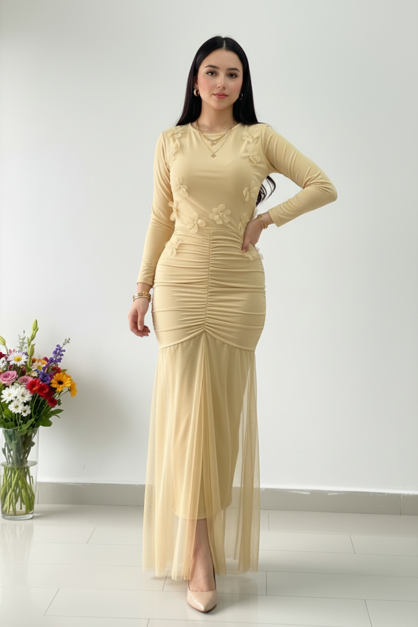 Vestido amarillo bajito con tul