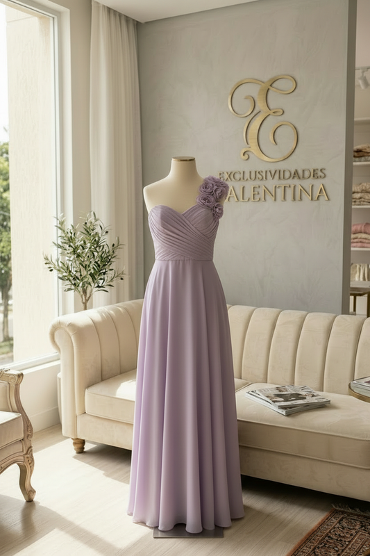 Vestido lila en maniquí